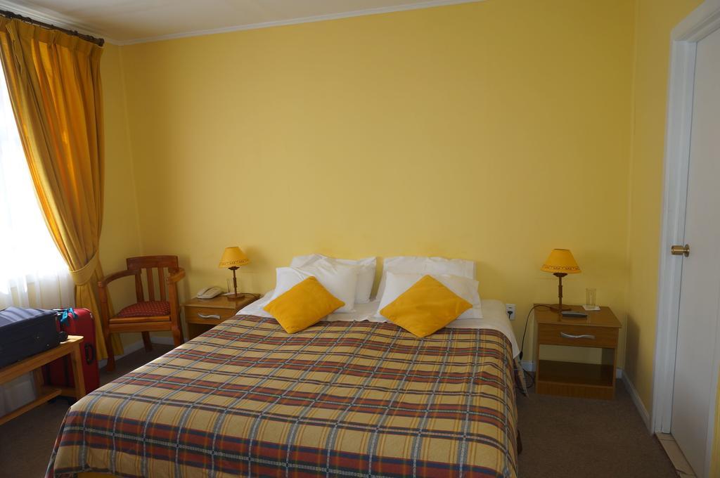 Hostal Ovejero Punta Arenas Exteriör bild