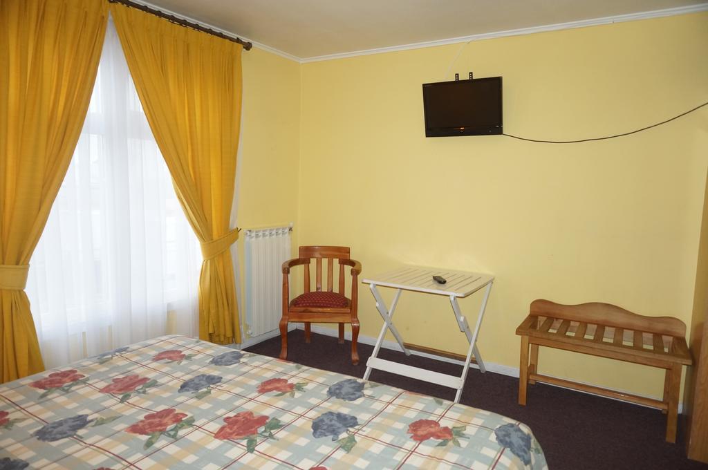 Hostal Ovejero Punta Arenas Exteriör bild